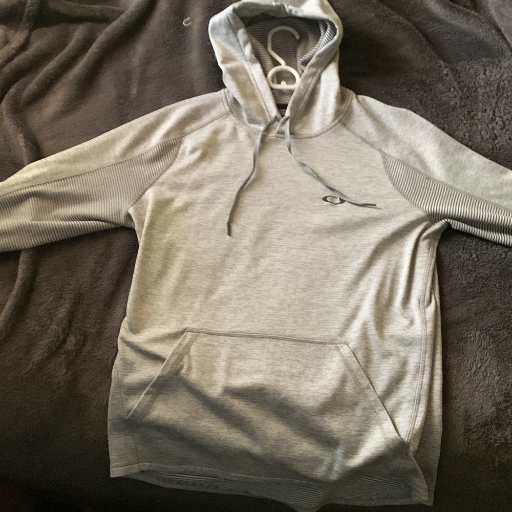 Gray Oakley pull over.